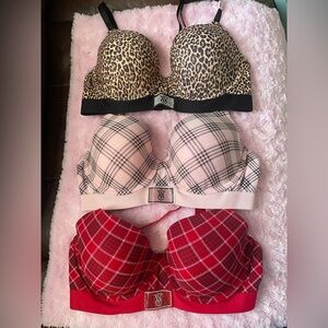 Victoria’s Secret Lightly lined Demi bras 36D